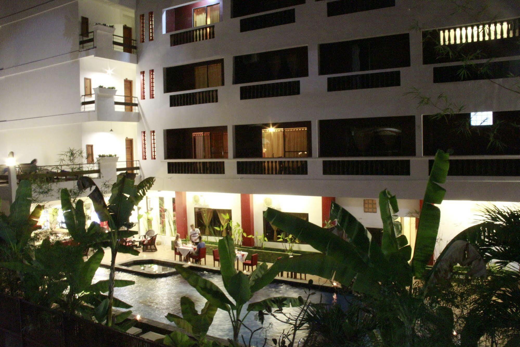 Mekong Angkor Deluxe Hotel Ciudad de Siem Riep Exterior foto